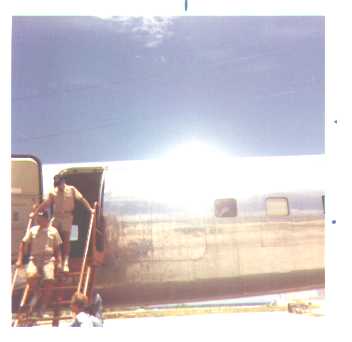 AirAmMinamiToriShimadeplane
