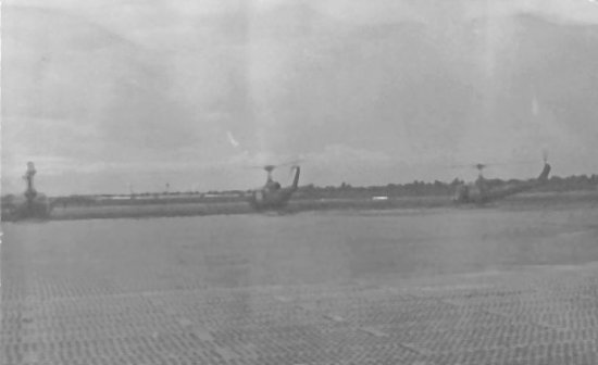 cole-craft-hueys-on-runway-550