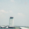 fozard-18-AirVietNam-DC-3-loading-on-the-ramp-TanSonNhut-600x391